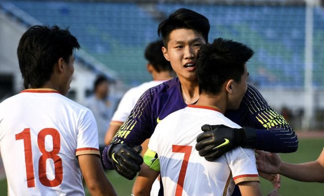 莫斯克拉：人们梦想赢得欧冠是正常的，但现在是11月赛季还长（莫斯克拉：渴望欧冠夺冠很正常，但现在才11月，赛季还很漫长）